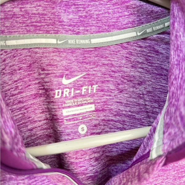 Nike Women's Heathered Purple Quarter-Zip Sweatshirt - Image 2