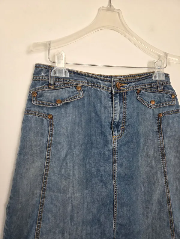 Jeanstar Denim Skirt A-Line Knee Length Y2K 90s Medium Wash Retro Casual Medium - Image 4