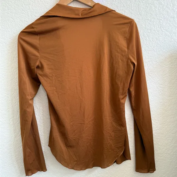 Wilfred Aritzia Slightly Sheer Pose Long Sleeve Button Down Collar Top Blouse S - Image 9