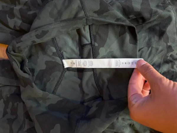Camo Lululemon Leggings joggers - Image 4