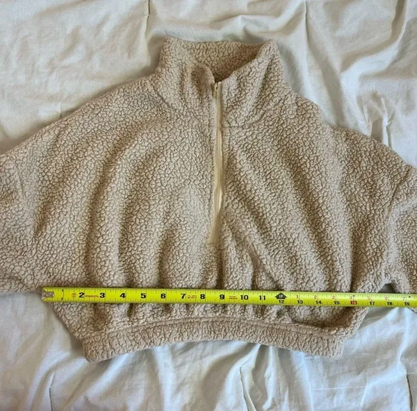 SheIn Beige Fuzzy Two Piece Co-ord Lounge Set Size Medium - Image 5
