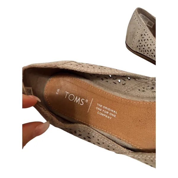TOMS Jutti‎ Suede Perforated Laser Cut Pointed Toe Flats Taupe 8W - Image 5