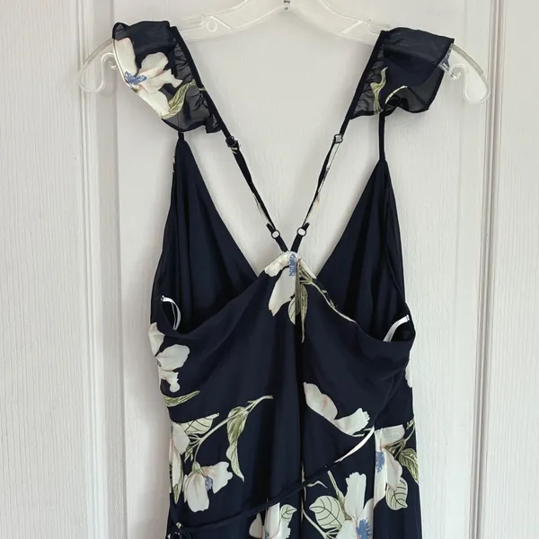 Lulus All Mine Navy Blue Floral Print High-Low‎ Wrap Dress M 65229 NWT - Image 10