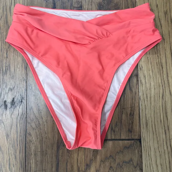 Cupshe NWT Coral high waisted Bikini size S - Image 2