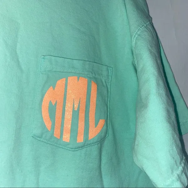 Comfort Colors Monogram Tshirt Women’s Large - Image 2