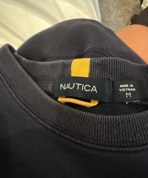 Nautica vintage crewneck - Image 4