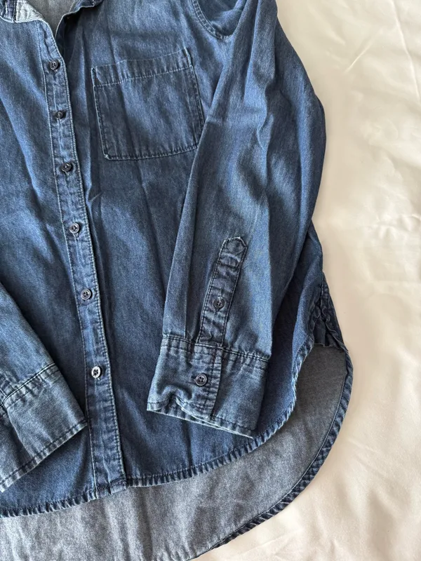 Aeropostale Dark Blue Chambray Button Up Shirt - Image 4