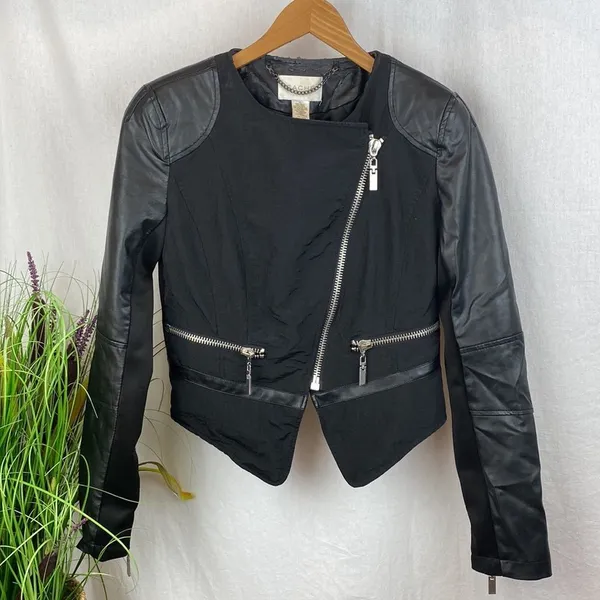 Cache Black Vegan Faux Leather Cropped Collarless Moto Zip Jacket XS - Image 2