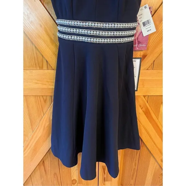 EMERALD SUNDAE Juniors' Embellished-Waist A-Line Dress size XXS nwt (3356) - Image 3