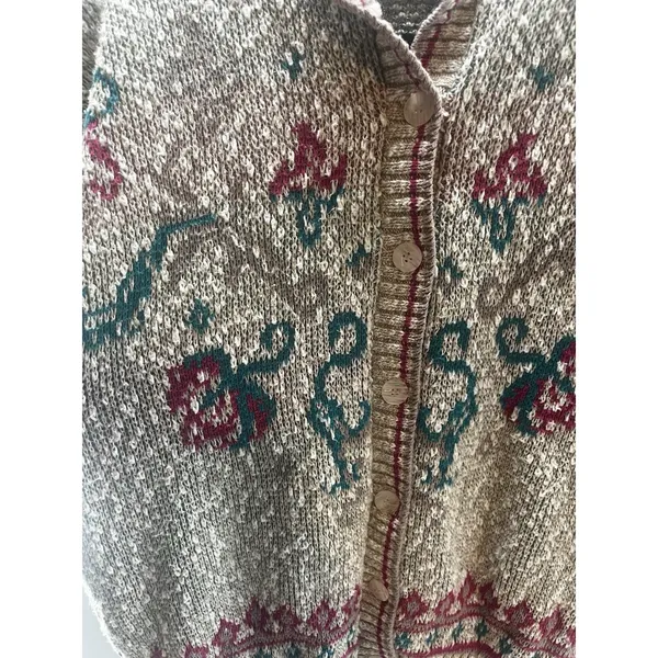 vintage Isle Of Cotton cardigan‎ W/embroidered Flowers Medium Tan - Image 2