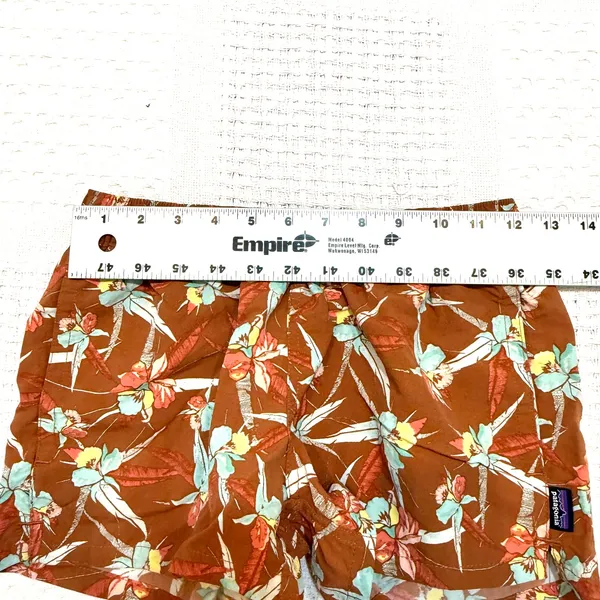 Patagonia XS Barely Baggies active athletic swim shorts SH 3429 - Image 3