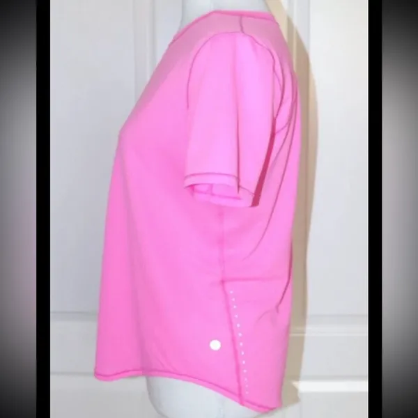 Lululemon High Neck Running and Training T-Shirt Pow Pink Light Size 4 - Image 4