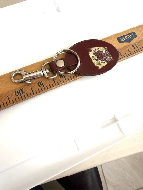 Vintage Cartier Bordeaux Red Leather Keychain - Image 2