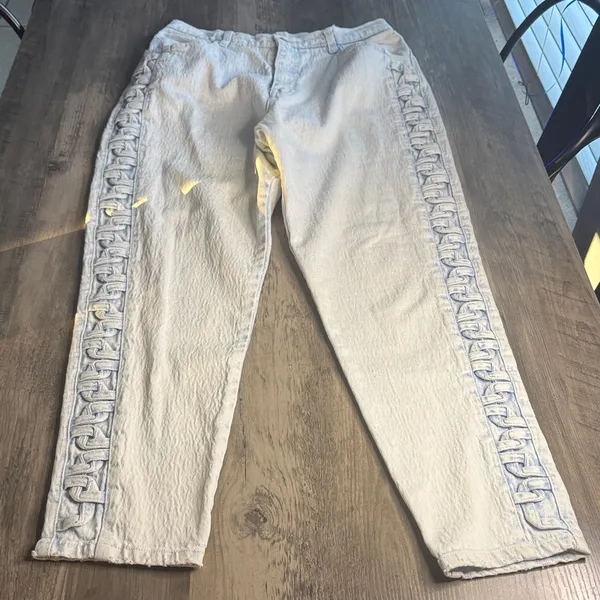 Vintage Bareback White Wash Straight-Leg Jeans with Lace-Up Side Detail - Image 3