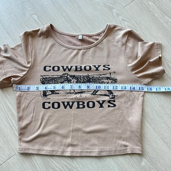 Cowboys Horse Crop Tee Womens Small Beige Tan - Image 6