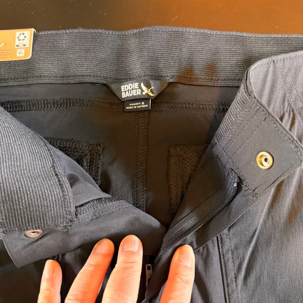 NEW Eddie Bauer Slim Ankle Pant Size 6 Black UPF 50 Stretch DWR Gorpcore - Image 6