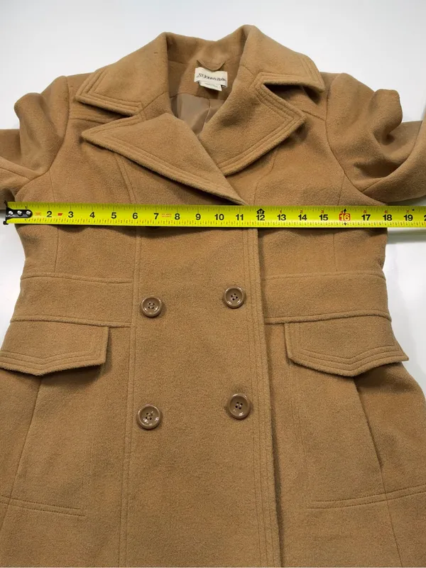 Banana Republic Cashmere and Wool Blend Tan Double-Breasted Pea Coat Size Small - Image 3
