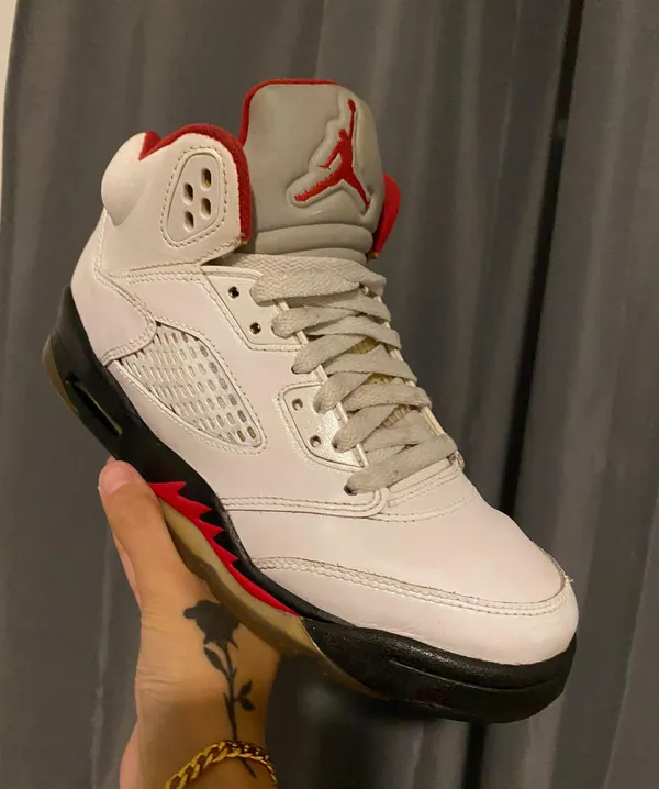 Jordan Air 5 Retro GS ‘Fire Red’ 2013 - Image 2