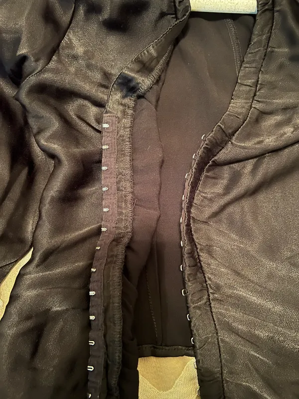 The Label Shannon Top, Size Small - Image 6