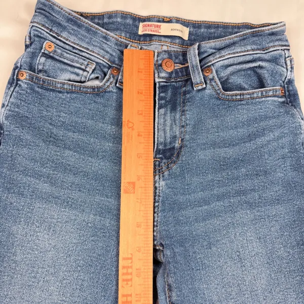 Signature by Levi Strauss Womens Boyfriend Jeans Medium Wash Blue Size 2 W26 - Image 7