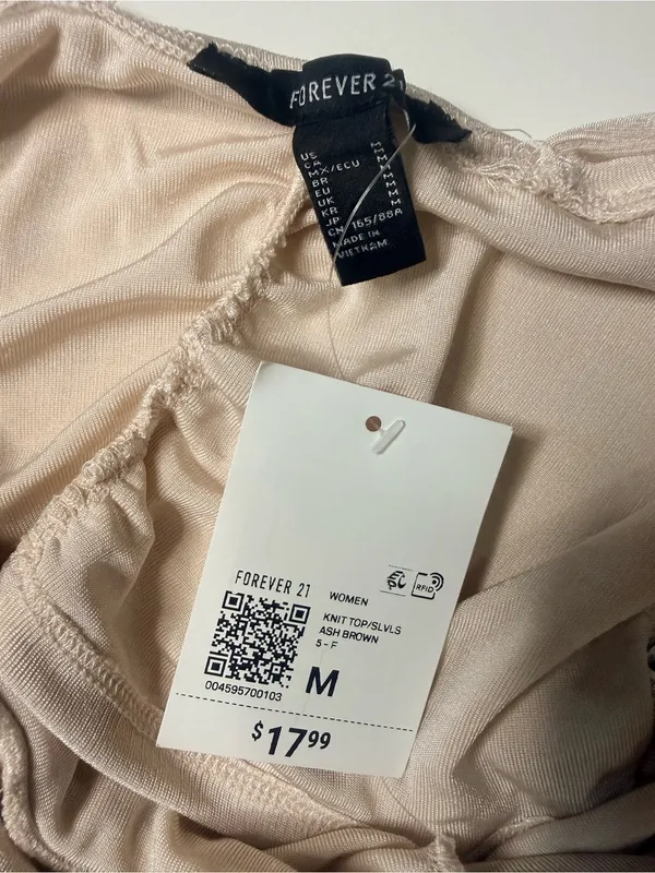 Forever 21 Beige Ruched Halter Cross-Back Crop Top - Image 5