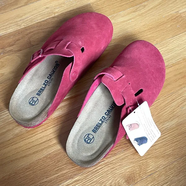 Brelzo Calvior Classic Leather Clogs – Red Suede Slip-On Sandals | EU 42 | New with Tags - Image 6