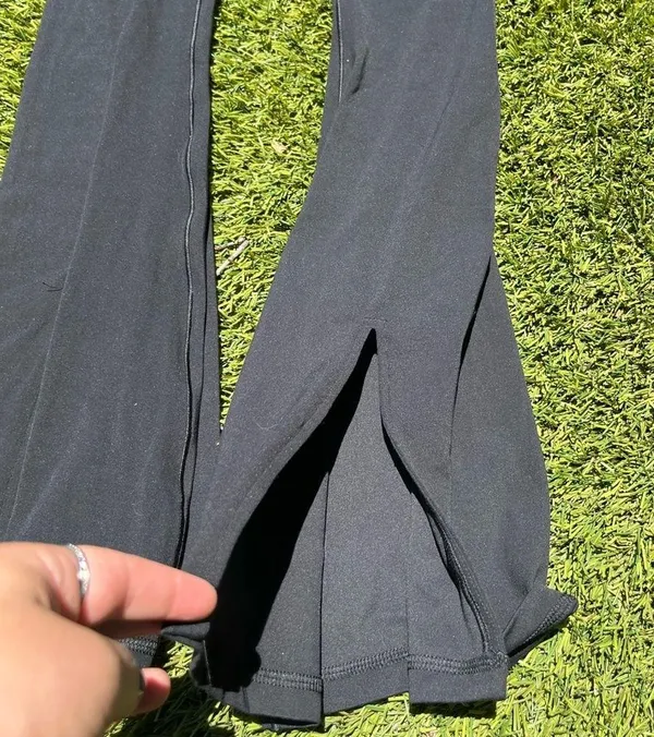 Aerie Real Me Extra NWT Flare Leggings - Image 2