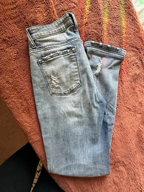 KanCan USA Jeans Distressed Straight Mid-Rise - Image 2