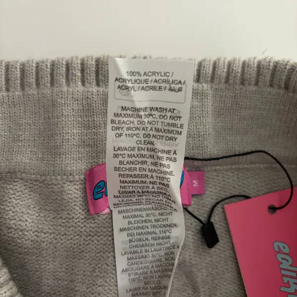NWT! Edikted Gray Knit Flare Pants - Image 6