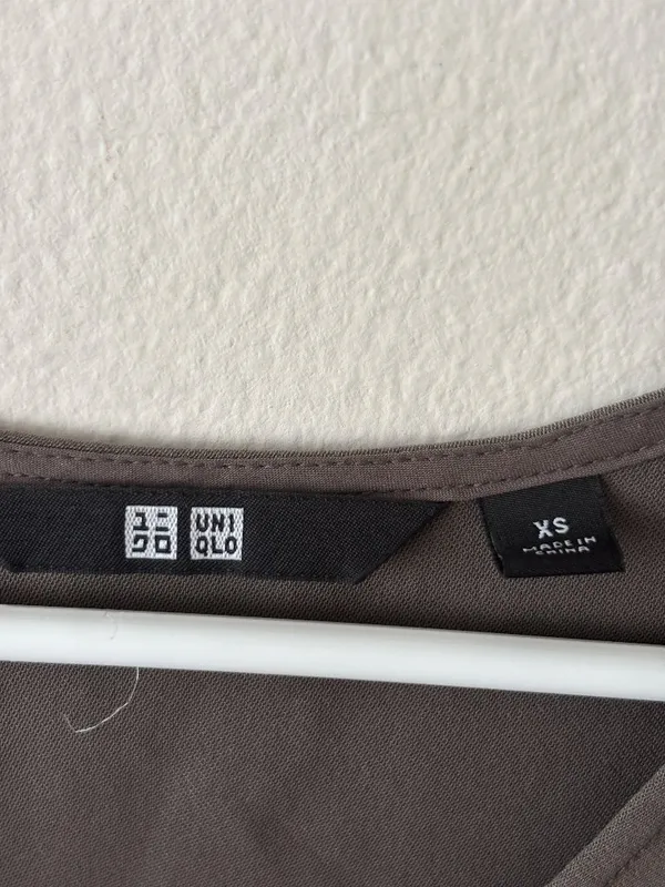 Uniqlo Gray Tank Size XS - Image 4