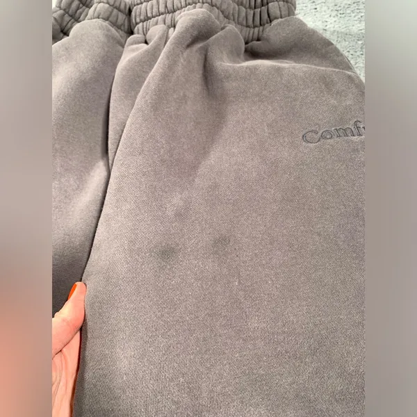 Comfrt Gray Sweatpants medium - Image 2