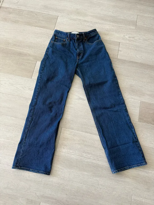 Abercrombie Jeans - Image 2