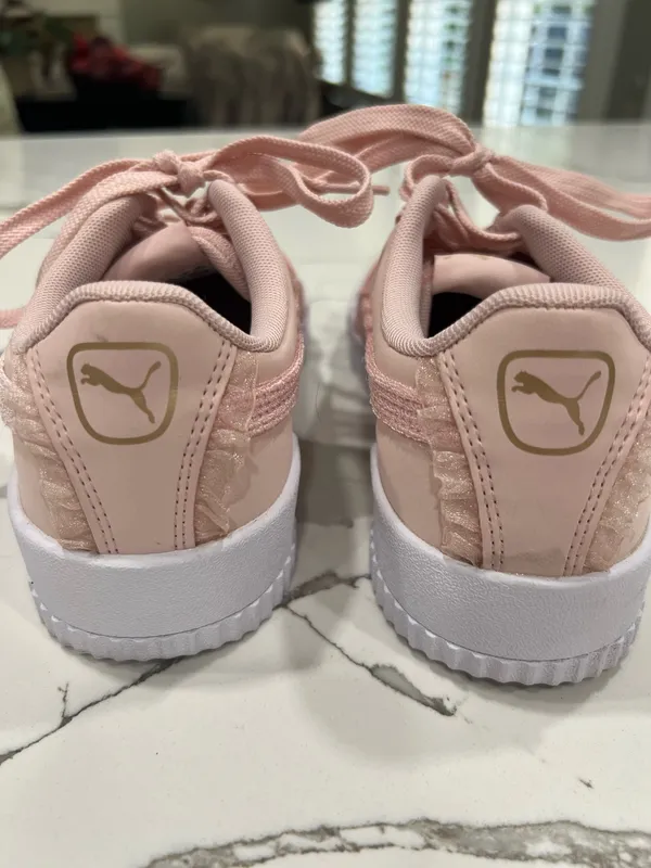 Pink Puma Sneakers w Ruffle details. size 7 - Image 2
