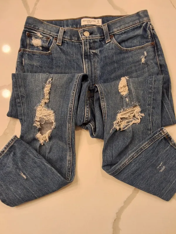 Abercrombie & Fitch The Skinny High Rise Size 28/6 Ripped Womens Jeans - Image 3