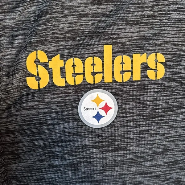 NFL teams apparel grey zip up STEELERS jacket size M 7/9 - Image 4