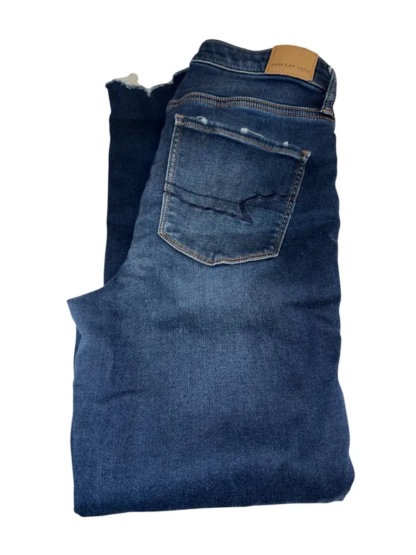 American Eagle jegging jean distressed knees/ankle button/zip pockets Sz 8 short - Image 2