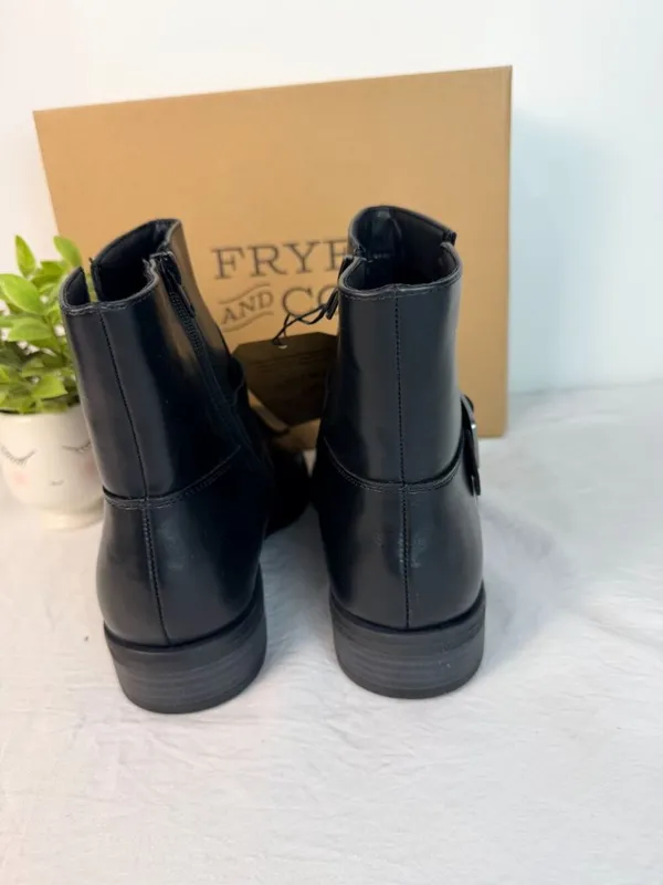 Frye Womens 9M Black Leather Ankle Boots Buckle Zip Casual Biker NWT - Image 5