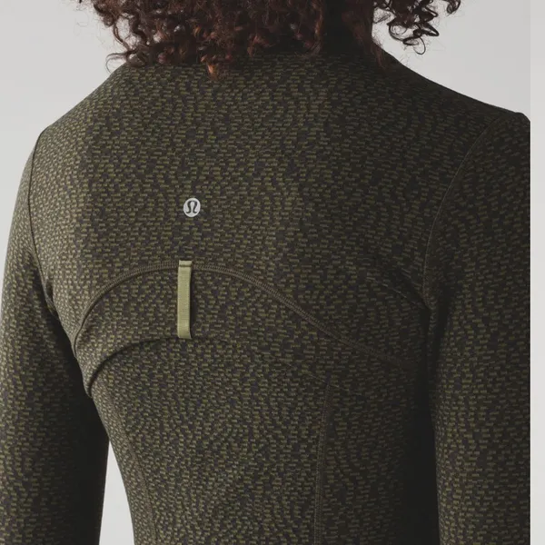Lululemon Define Jacket in Brave Olive Size 4 - Image 6