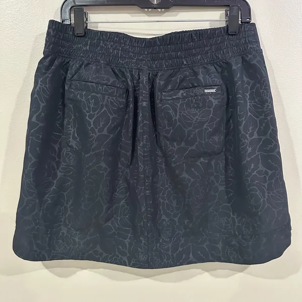 Orvis Women's Skort Lightweight Moisture Wicking Skirt Shorts Pockets sz‎ M - Image 4