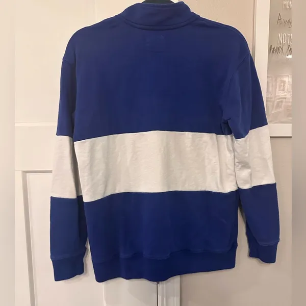 Chicago Cubs 1/4 zip sweatshirt. Size XS - Image 3