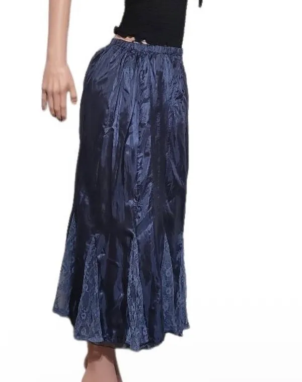 Renee Lamar midnight blue pull - Image 5