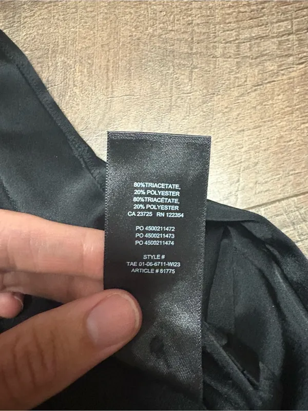 Babaton Aritzia Refined Satin Cargo Pant In Black Size 2 - Image 7