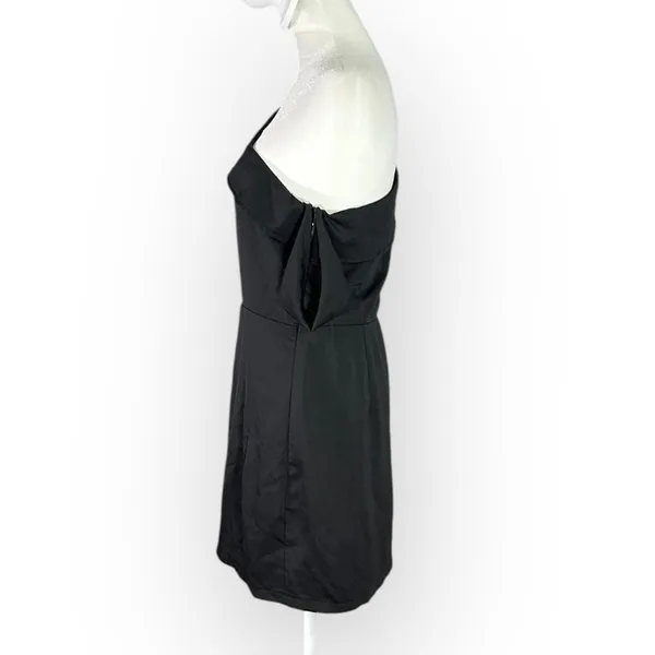 Superdown Keyonne Mini Dress Women's Medium Black Asymmetric Draped Off Shoulder - Image 4