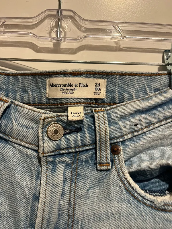 Abercrombie jeans - Image 2