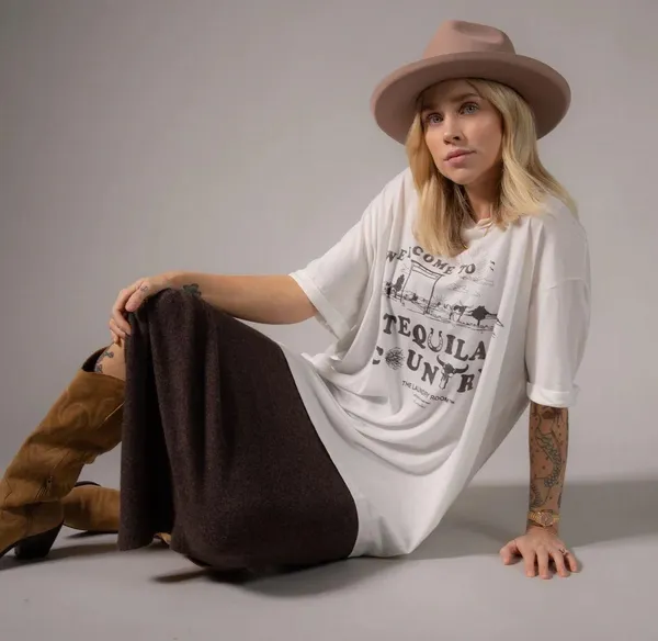 The Laundry Room Tee - Image 3