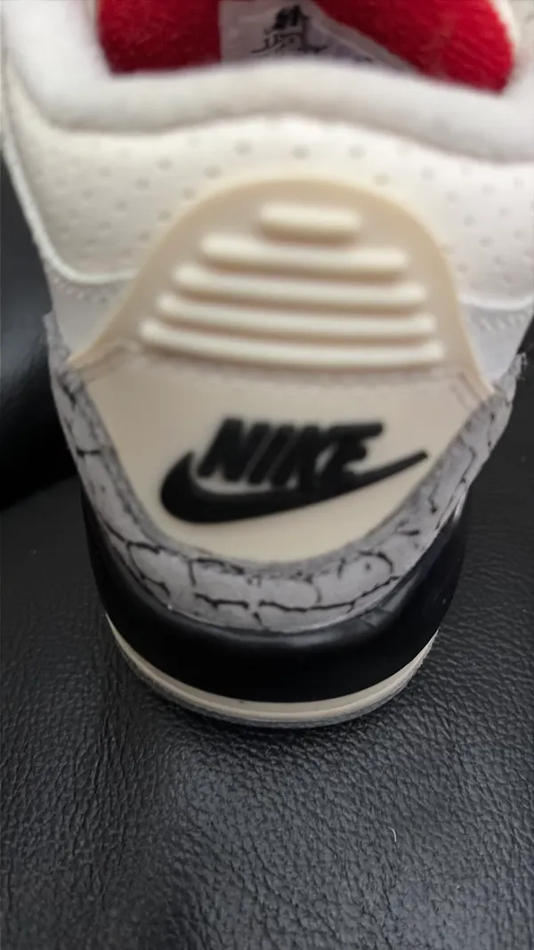 Nike Jordan Little boys sneakers high tops - Image 3