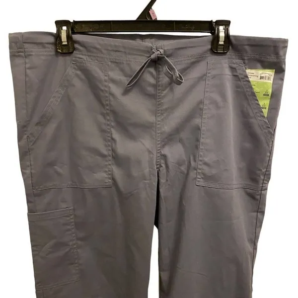 Scrubstar NWT Unisex size small scrub pants - Image 2
