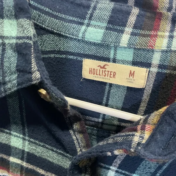 Hollister Womens Plaid Flannel Shirt Navy Blue Teal Button Down‎ Long Sleeve M - Image 3