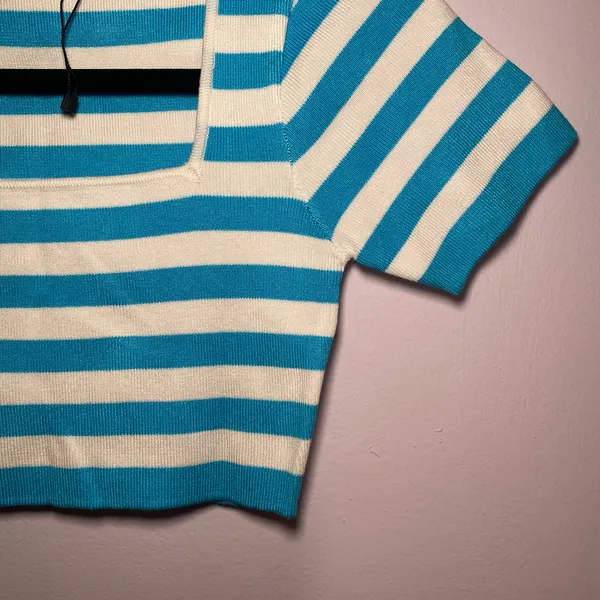 NWOT Zara Blue White Stripe Square Neck Cropped Top Going Out Women size Medium - Image 4