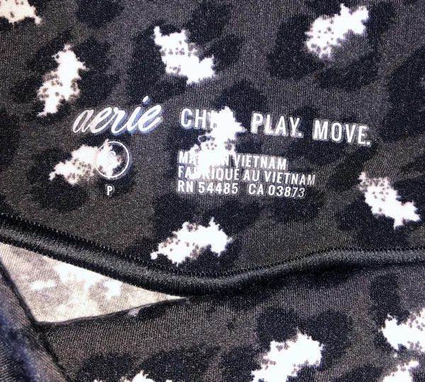 Aerie dark grey cheetah crossover v leggings - Image 4